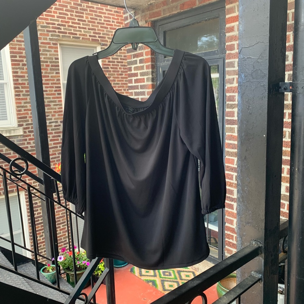 Anne Taylor Black Off Shoulder Top Size M